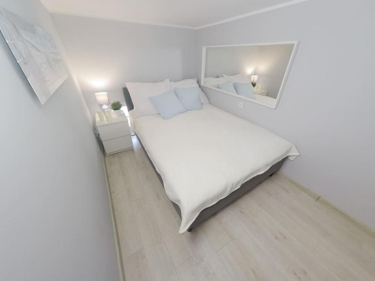Rynek 20/21 -Cosy New Apartment On The Market Square - 4 Bedrooms - 8 People Wroclaw Exterior photo
